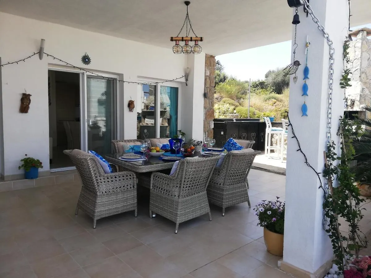 Villa Priene - Gumusluk Private Pool